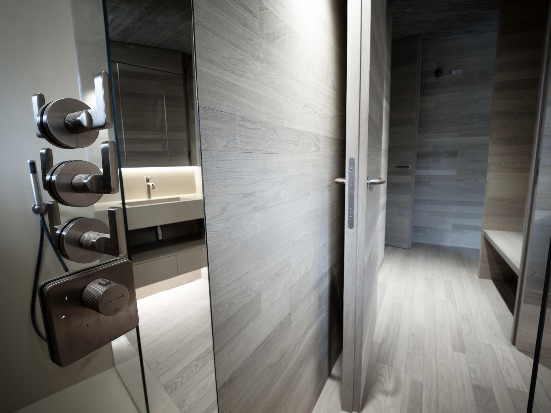 Apartament en venda de 2 habitacions a Ordino amb terrassa i parking