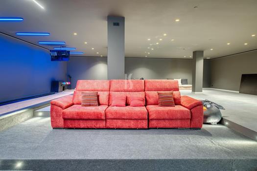 Casa en venta de 9 habitaciones en Anyós (La Massana)