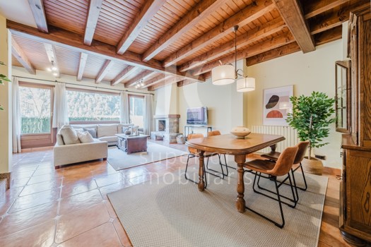 Xalet en venda de 3 habitacions a Arinsal (La Massana) amb terrassa