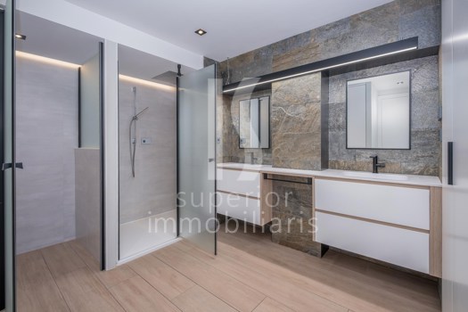 Apartament en venda de 4 habitacions a Escaldes-Engordany amb terrassa i parking