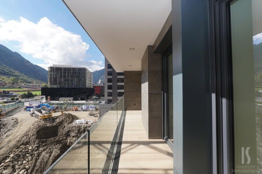 Apartament en lloguer de 3 habitacions a Andorra la Vella amb terrassa
