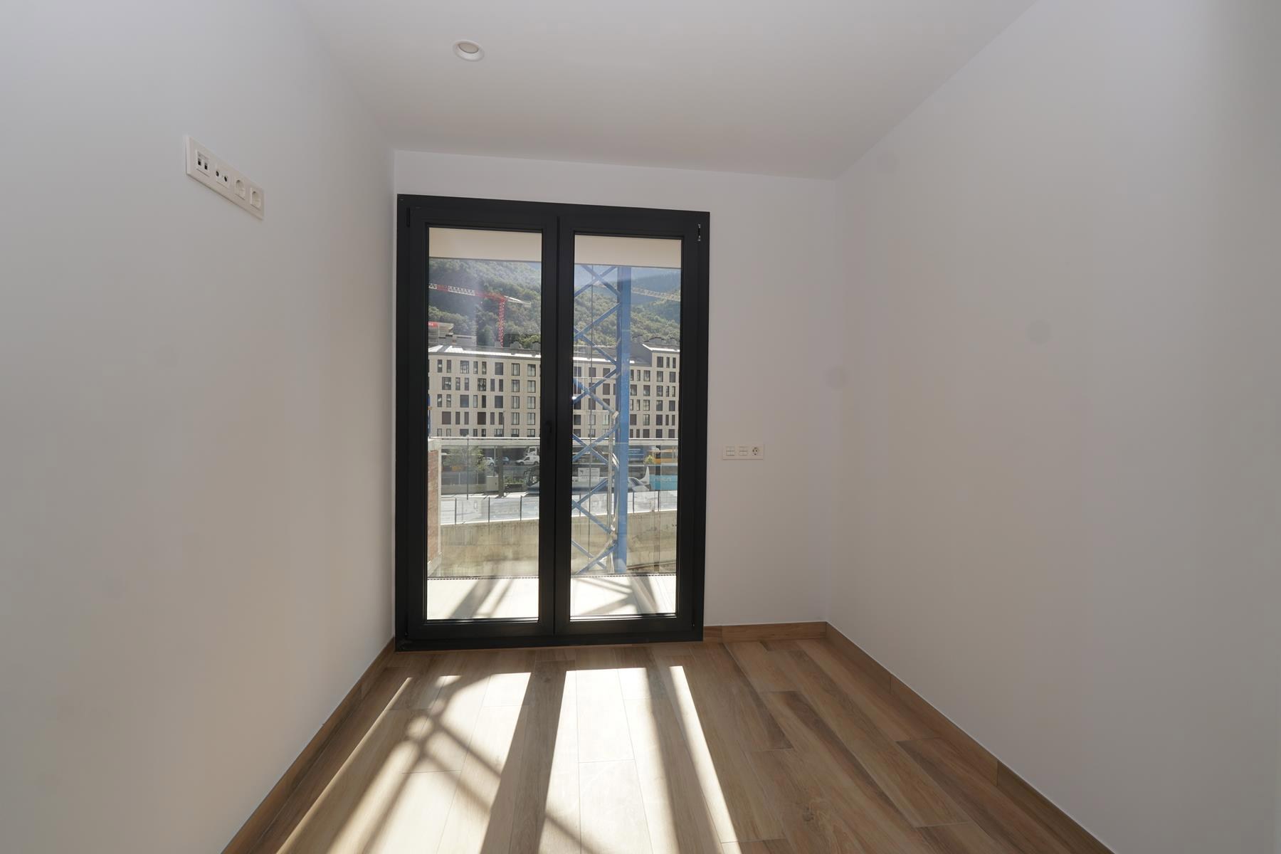 Apartment for rent with 3 bedrooms in Andorra la Vella with terrace