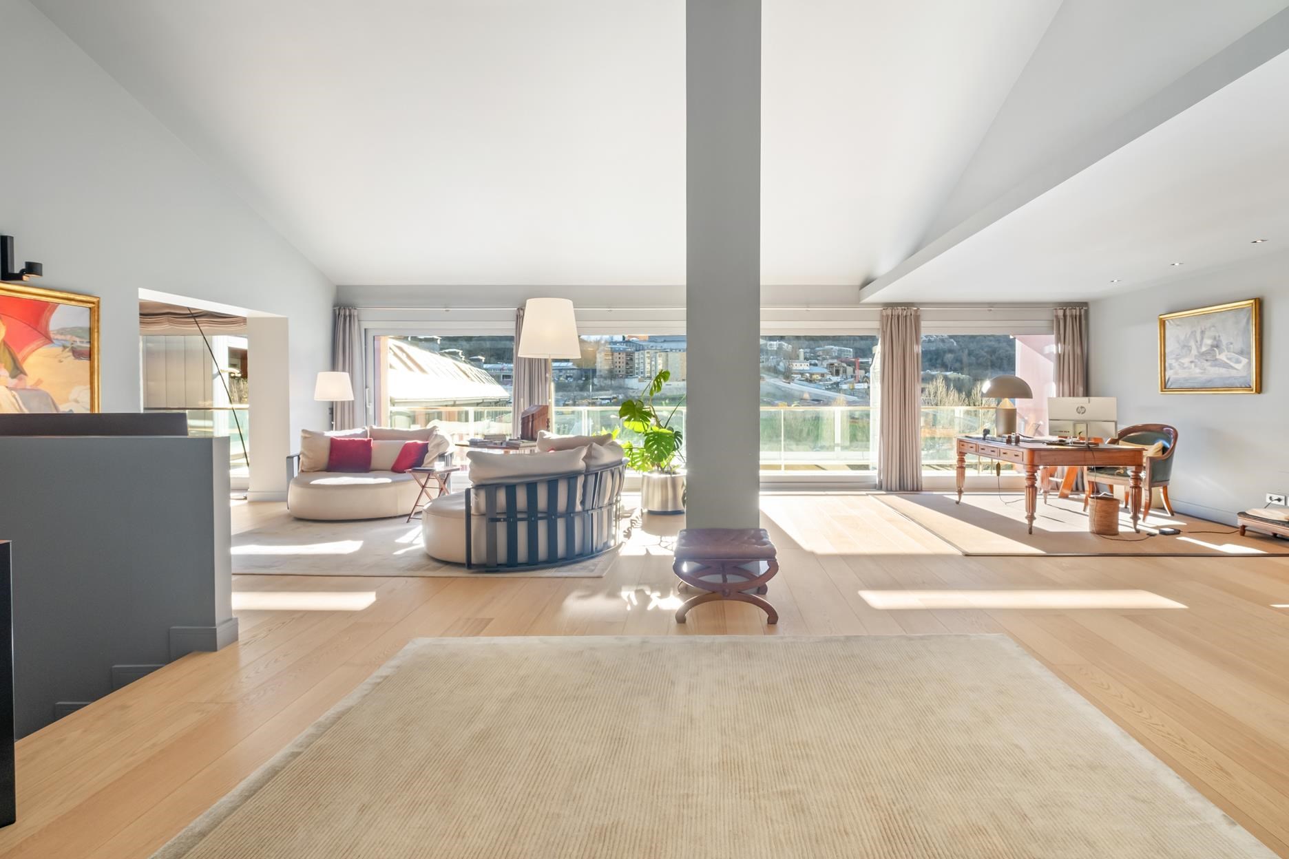 Dúplex en venta en Andorra la Vella, 3 habitaciones, 330 metros