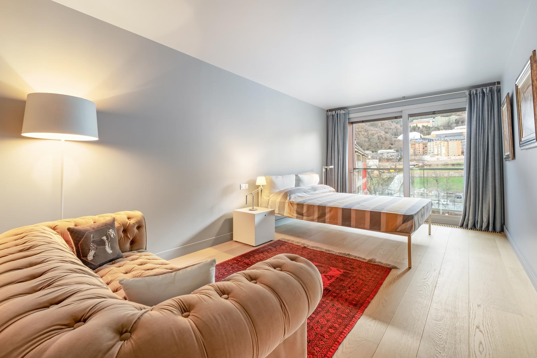 Dúplex en venta en Andorra la Vella, 3 habitaciones, 330 metros
