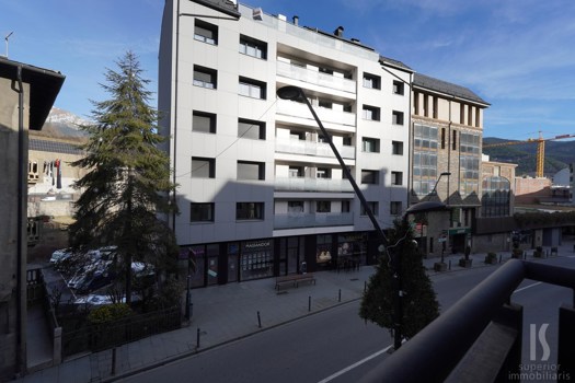 Piso en alquiler de 3 habitaciones en La Massana con parking