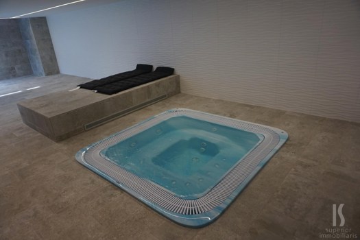 Duplex à location avec 4 chambres en Escaldes-Engordany avec terrasse