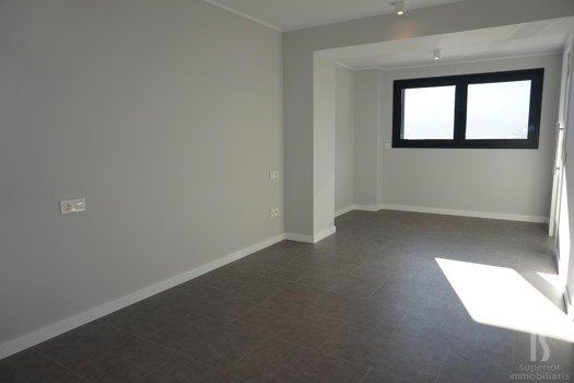 Duplex à location avec 4 chambres en Escaldes-Engordany avec terrasse