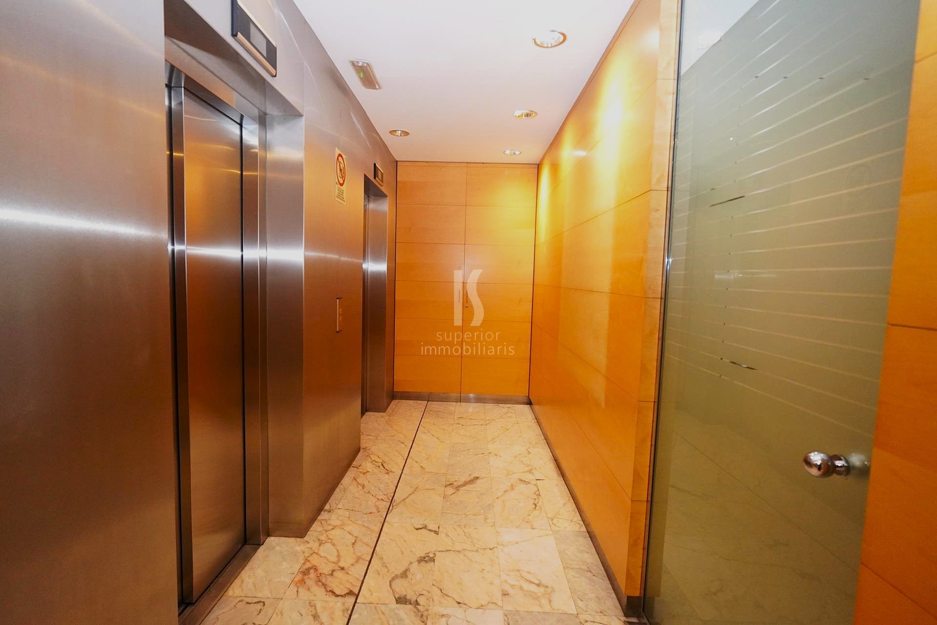 Local comercial de alquiler en Andorra la Vella, 2253 metros