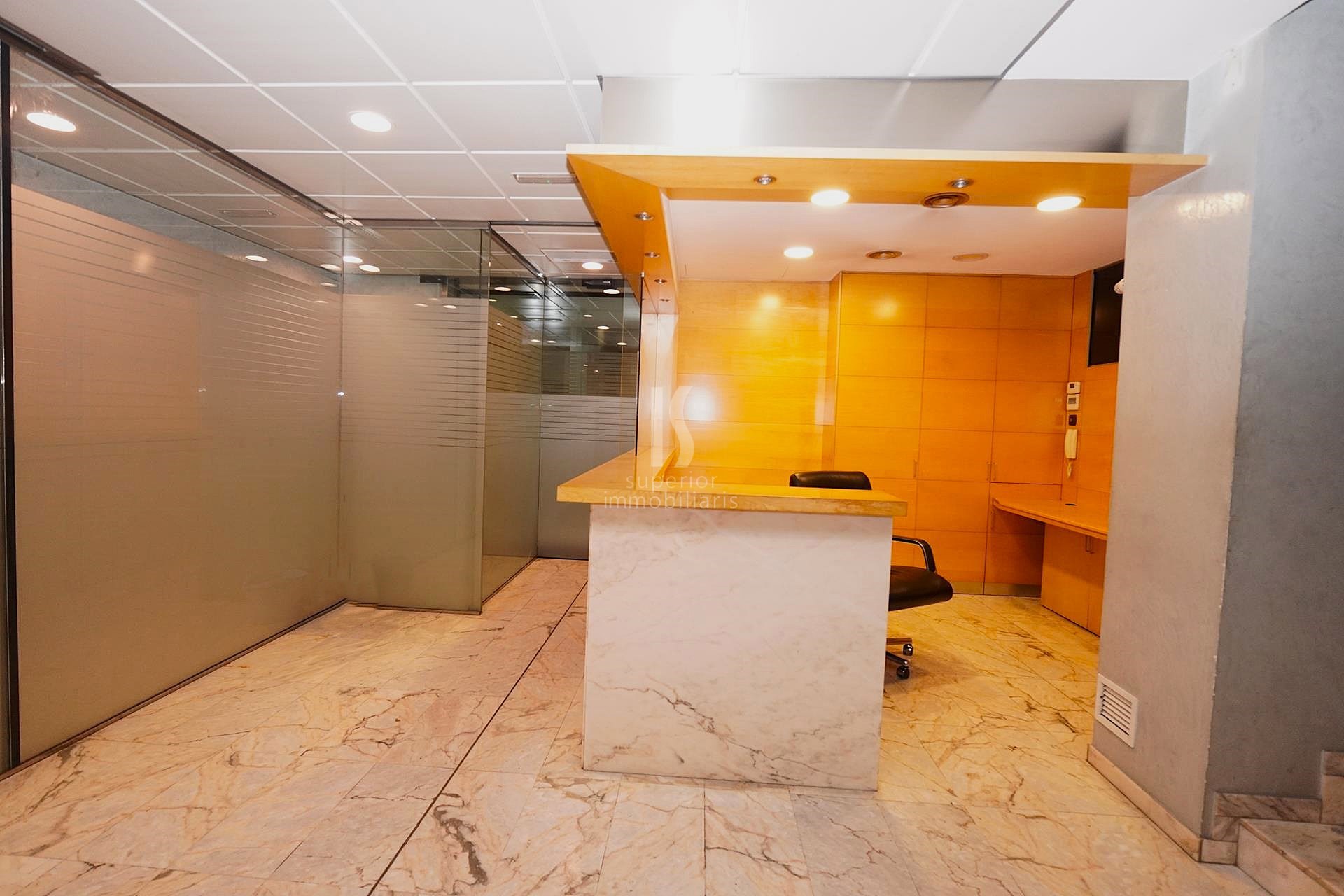 Local comercial de alquiler en Andorra la Vella, 2253 metros