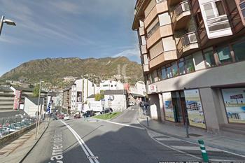 Local Rent/Andorra la Vella Andorra la Vella