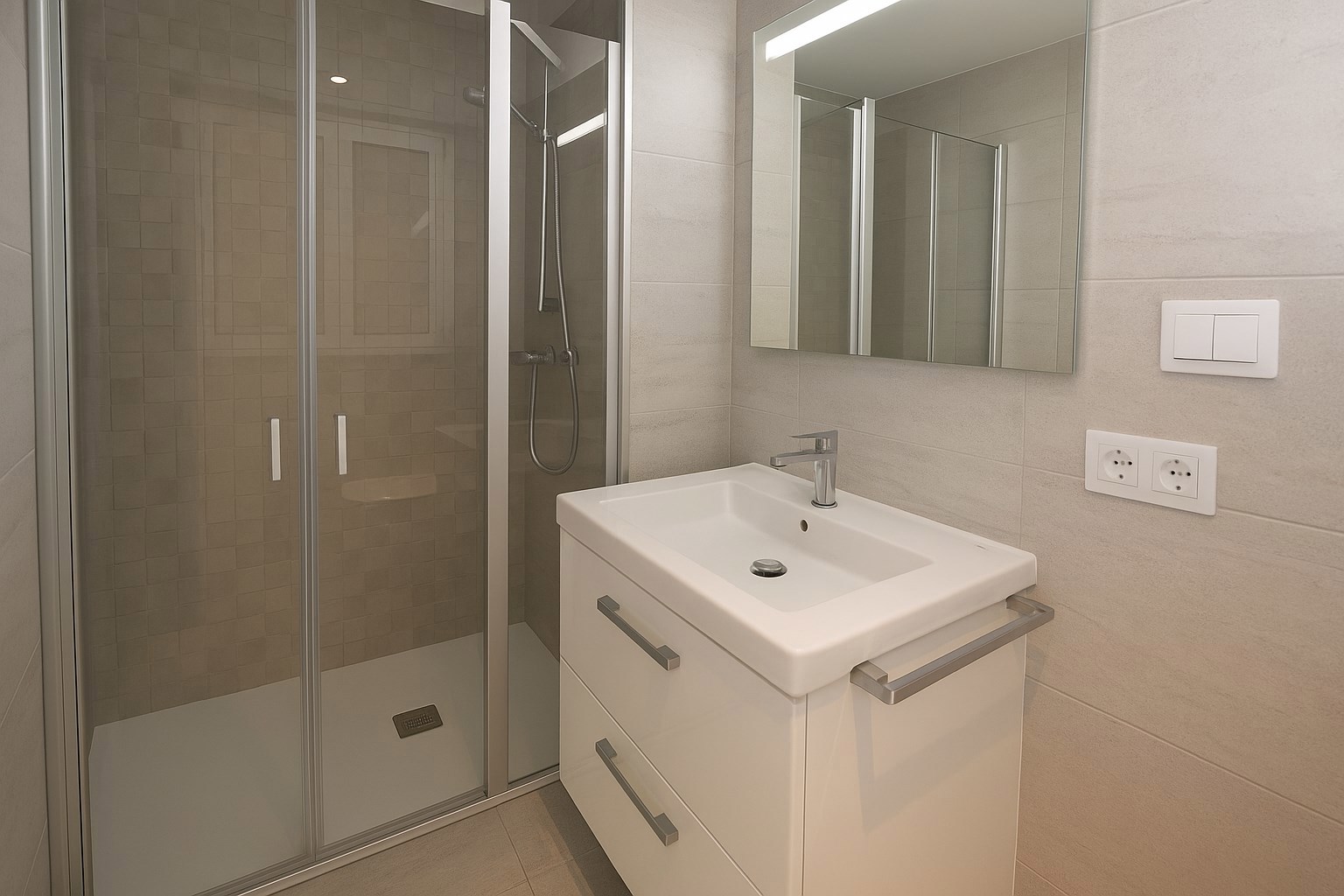 Apartment for rent with 3 bedrooms in Andorra la Vella with parking