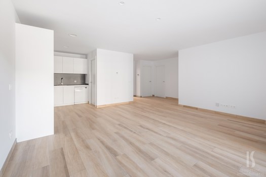 Piso en alquiler de 3 habitaciones en Andorra la Vella con terraza