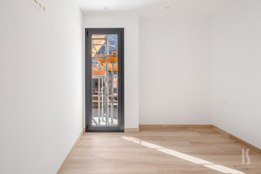 Piso en alquiler de 3 habitaciones en Andorra la Vella con terraza