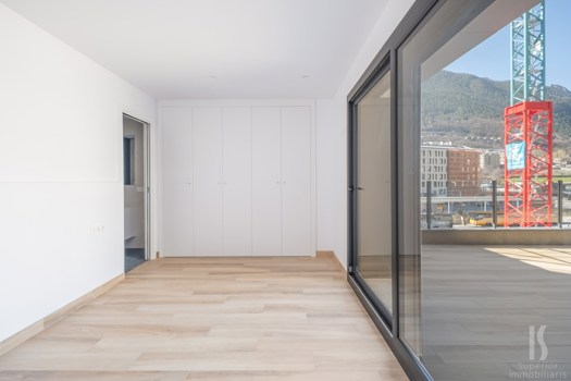 Piso en alquiler de 3 habitaciones en Andorra la Vella con terraza