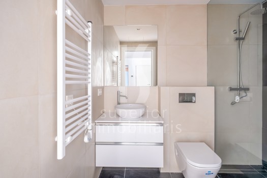 Piso en alquiler de 3 habitaciones en Andorra la Vella con terraza