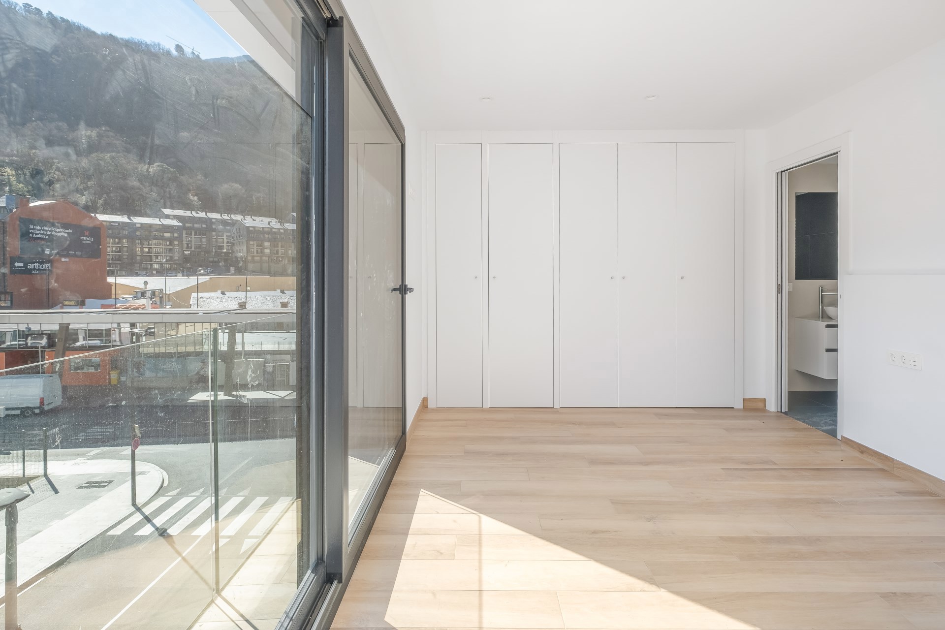 Piso en alquiler de 3 habitaciones en Andorra la Vella con terraza