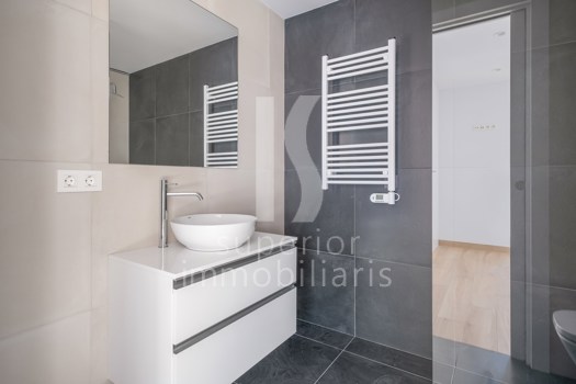 Piso en alquiler de 3 habitaciones en Andorra la Vella con terraza