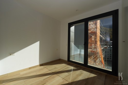 Piso en alquiler de 3 habitaciones en Andorra la Vella con terraza
