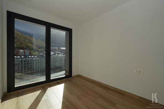 Piso en alquiler de 3 habitaciones en Andorra la Vella con terraza