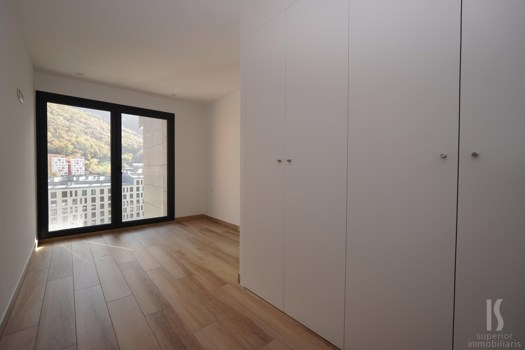 Piso en alquiler de 3 habitaciones en Andorra la Vella con terraza