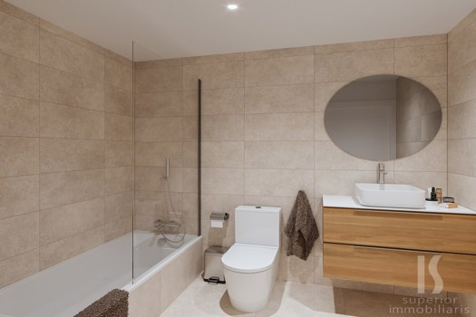 Apartament en venda de 2 habitacions a Encamp amb terrassa