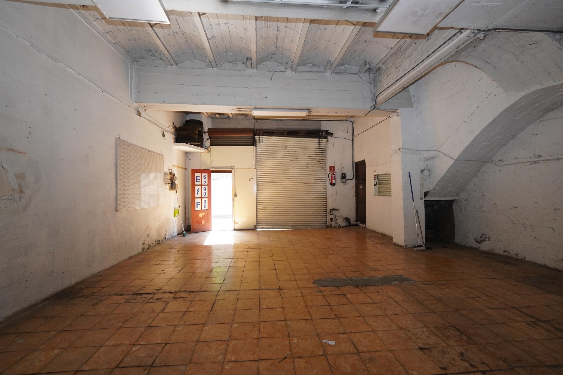 Local comercial de alquiler en Sant Julià de Lòria, 90 metros