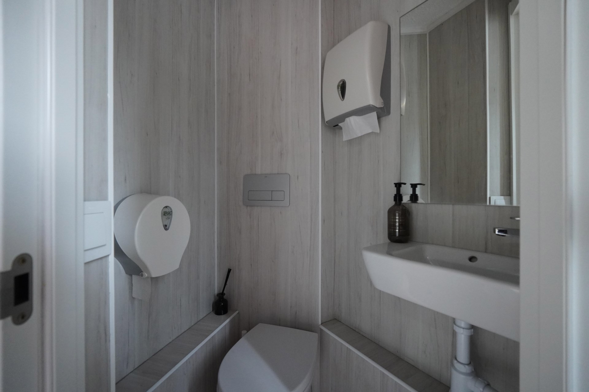 Local comercial de alquiler en Sant Julià de Lòria, 68 metros