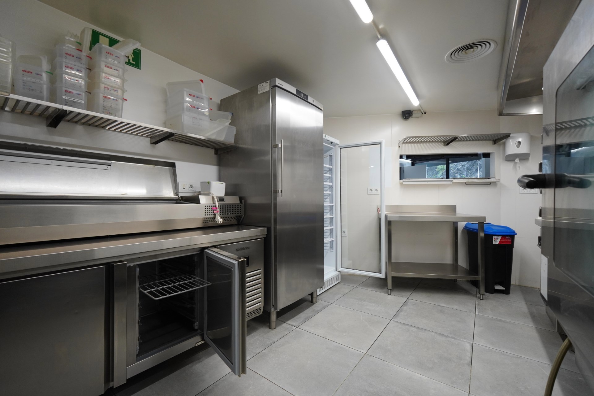 Local comercial de alquiler en Sant Julià de Lòria, 68 metros
