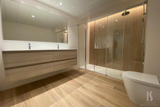 Appartement à location avec 3 chambres en Escaldes-Engordany avec terrasse et parking