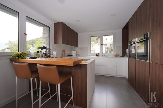 Maison à la vente avec 5 chambres en Juberri (Sant Julià de Lòria) avec terrasse et parking