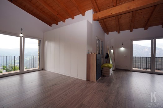 Maison à la vente avec 5 chambres en Juberri (Sant Julià de Lòria) avec terrasse et parking