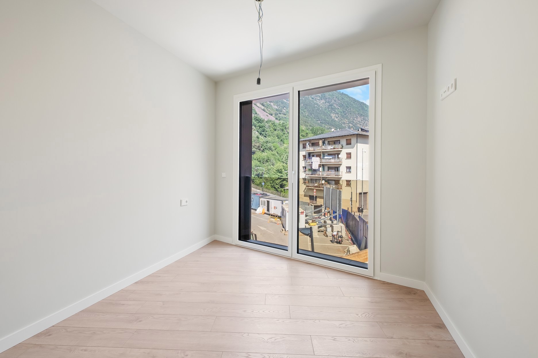 Apartment for rent with 2 bedrooms in Escaldes-Engordany with terrace and parking