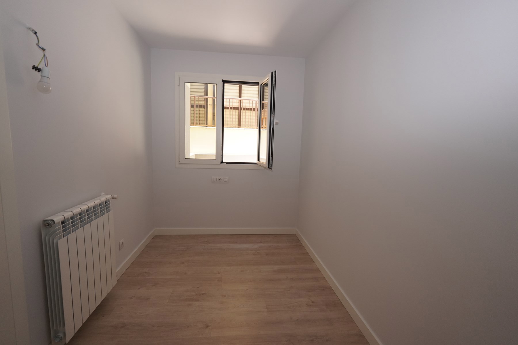 Piso en venta de 3 habitaciones en Andorra la Vella con parking