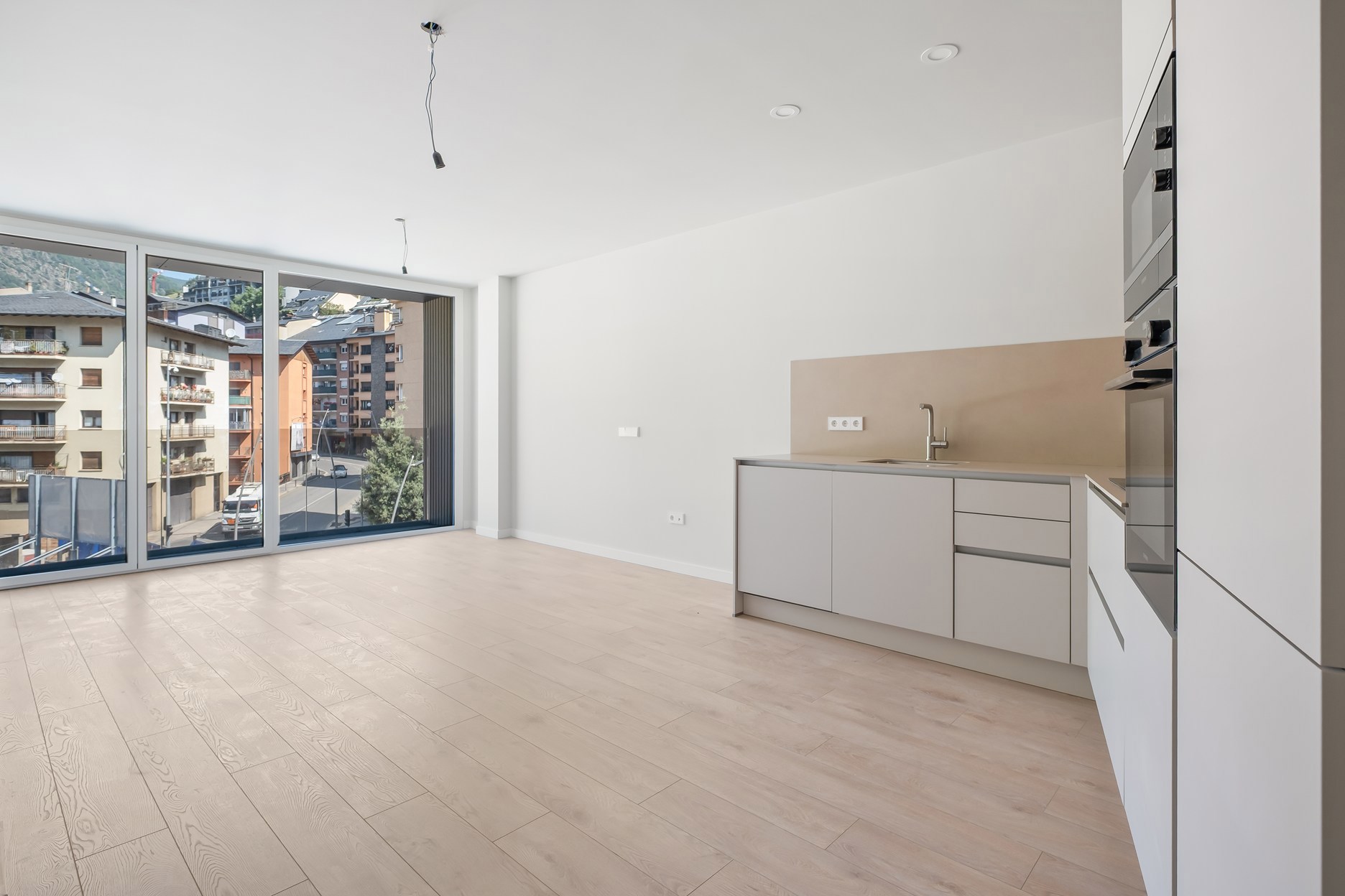 Apartment for rent with 2 bedrooms in Escaldes-Engordany with terrace and parking