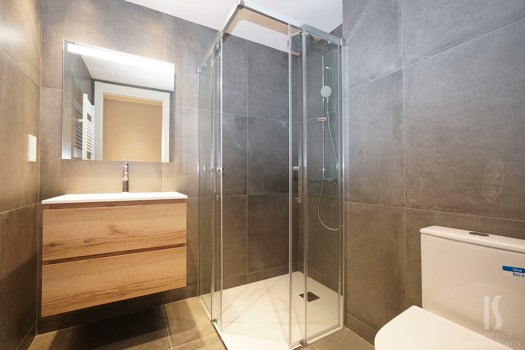 Apartament en lloguer de 2 habitacions a Escaldes-Engordany amb terrassa i parking