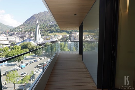 Apartament en lloguer de 3 habitacions a Escaldes-Engordany amb terrassa i parking