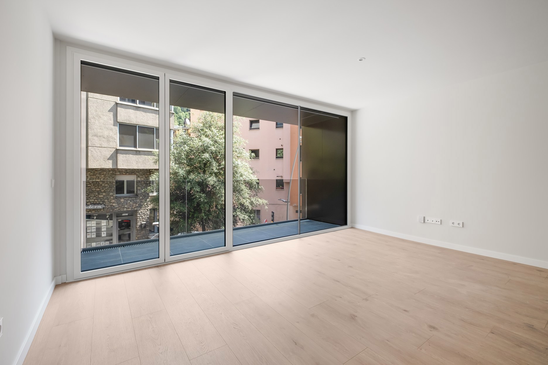 Apartment for rent with 2 bedrooms in Escaldes-Engordany with terrace and parking