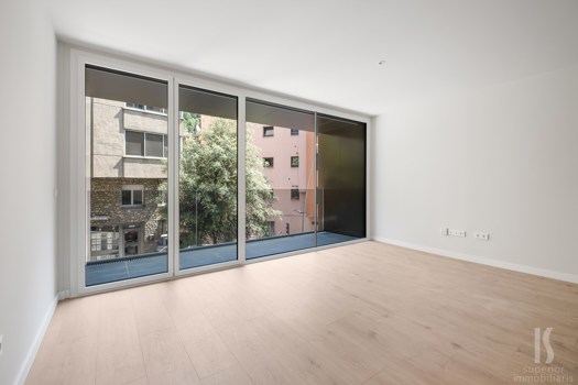 Piso en alquiler de 2 habitaciones en Escaldes-Engordany con terraza y parking