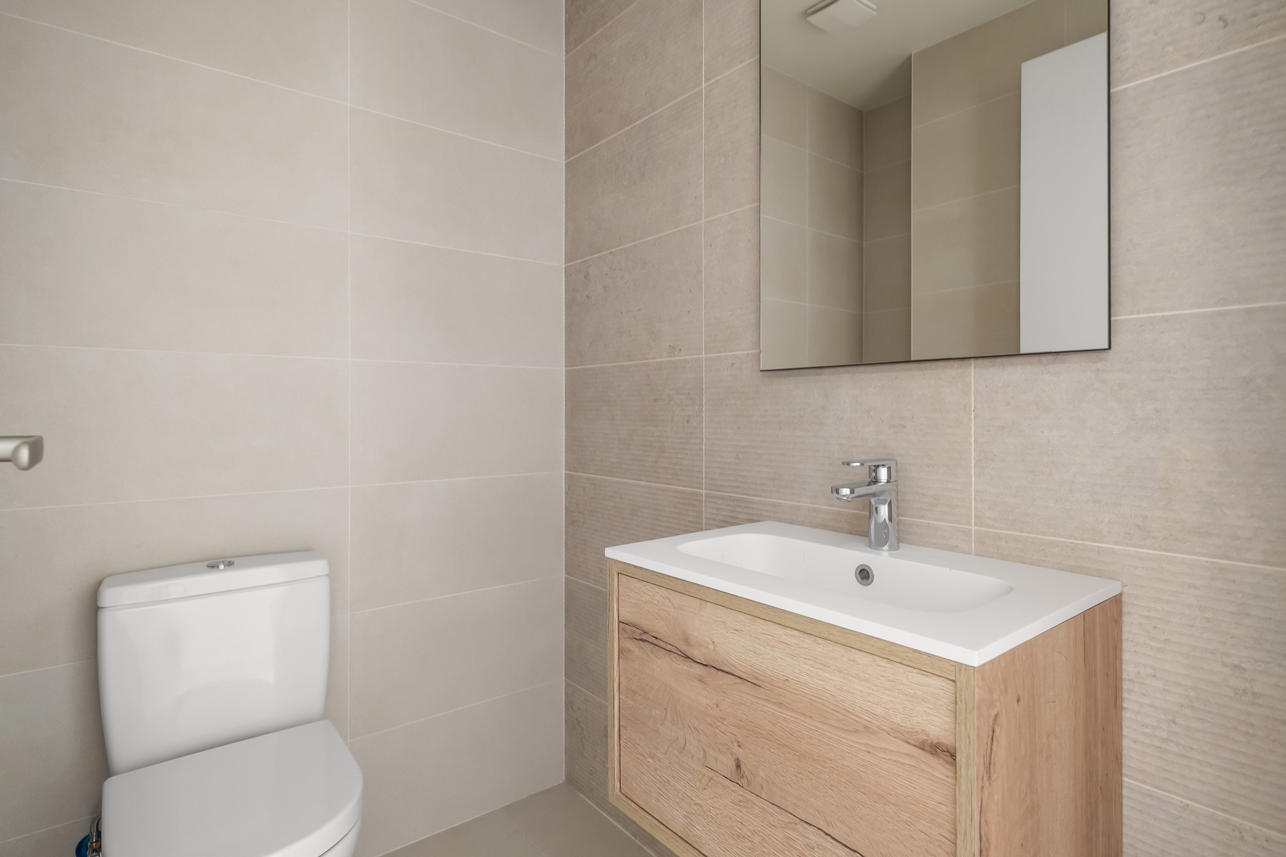 Apartment for rent with 2 bedrooms in Escaldes-Engordany with terrace and parking