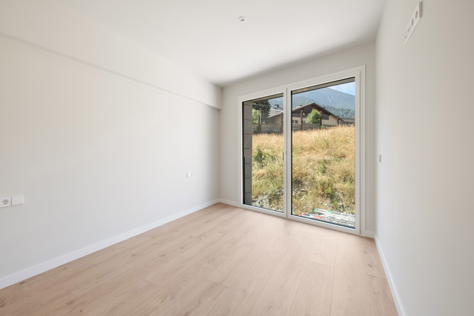 Apartment for rent with 2 bedrooms in Escaldes-Engordany with terrace and parking