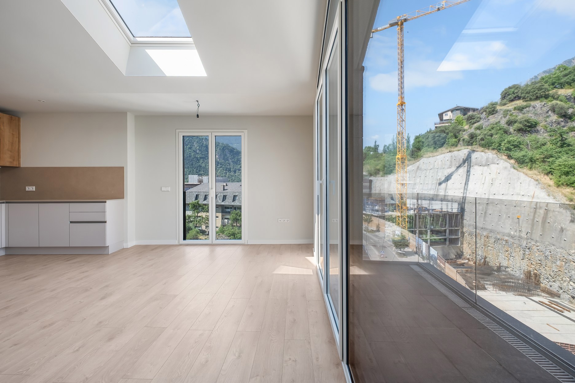Apartment for rent with 3 bedrooms in Escaldes-Engordany with terrace and parking