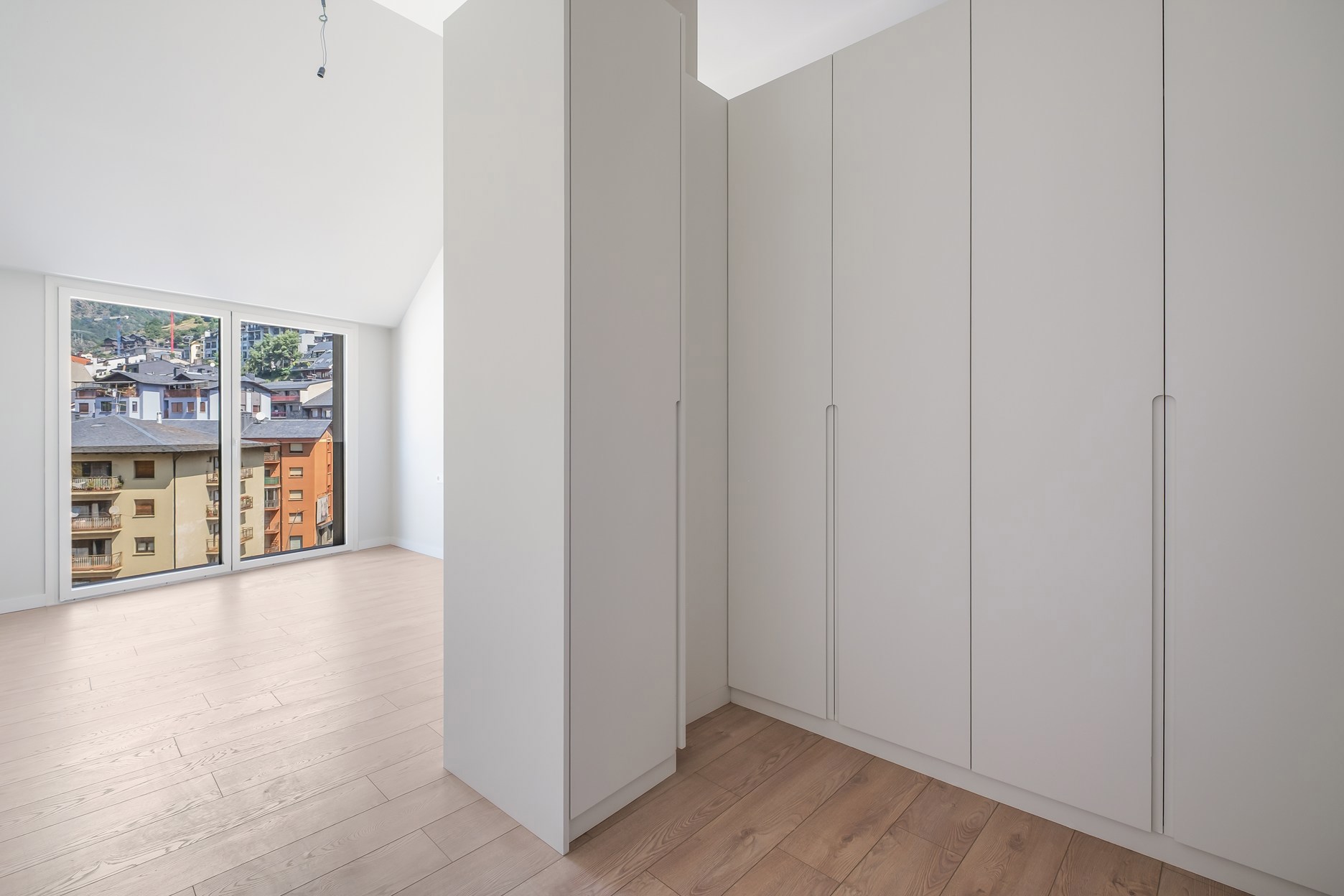 Apartment for rent with 3 bedrooms in Escaldes-Engordany with terrace and parking