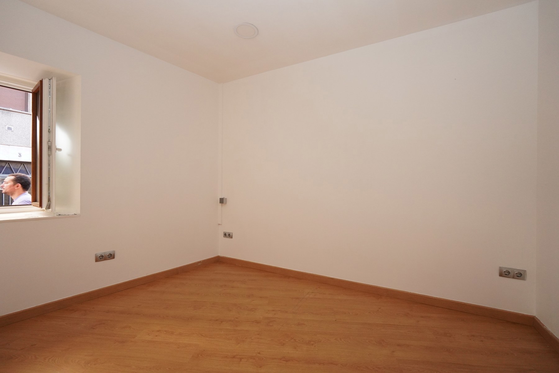 Local comercial de alquiler en Escaldes Engordany, 40 metros