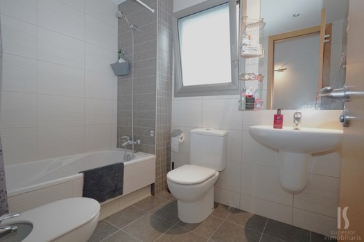 Ático en venta de 2 habitaciones en Encamp con terraza y parking