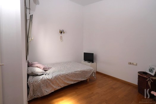 Ático en venta de 2 habitaciones en Encamp con terraza y parking