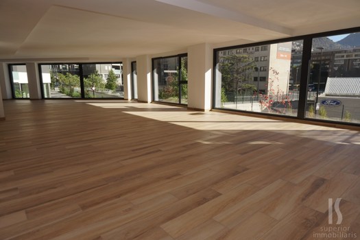 Office for sale in Andorra la Vella with terrace