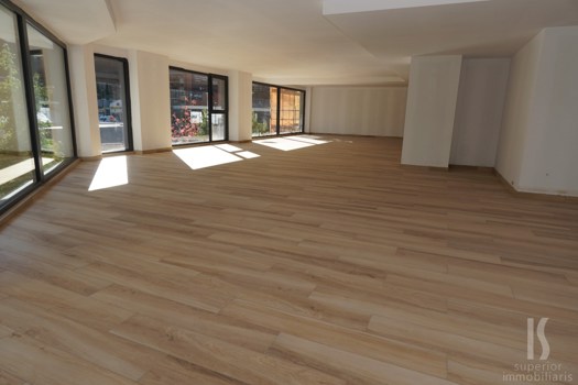 Office for sale in Andorra la Vella with terrace