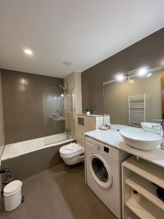 Bâtiment à vente en Arinsal (La Massana) avec parking