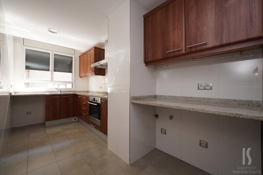 Piso en alquiler de 3 habitaciones en Andorra la Vella