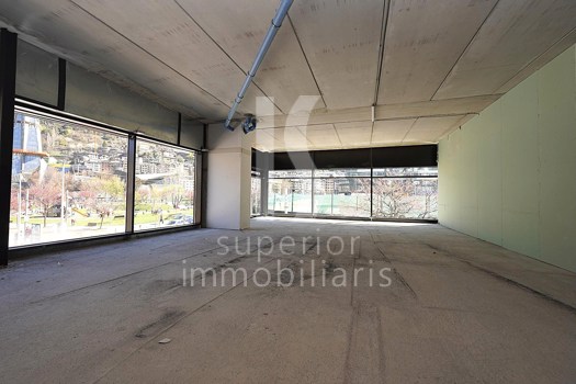 Local à location en Escaldes-Engordany